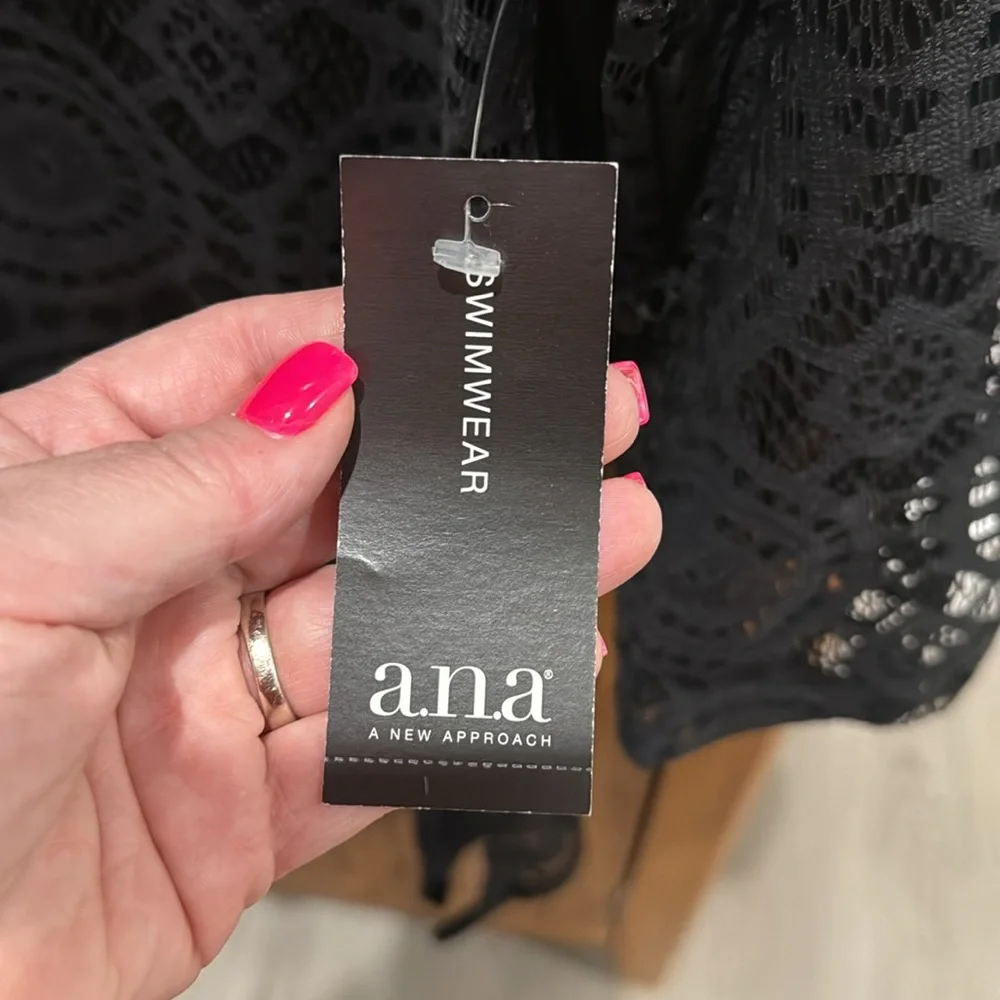 Black Lace pattern, size XL, “a.n.a” brand swimsuit coverup - Picture 4 of 4